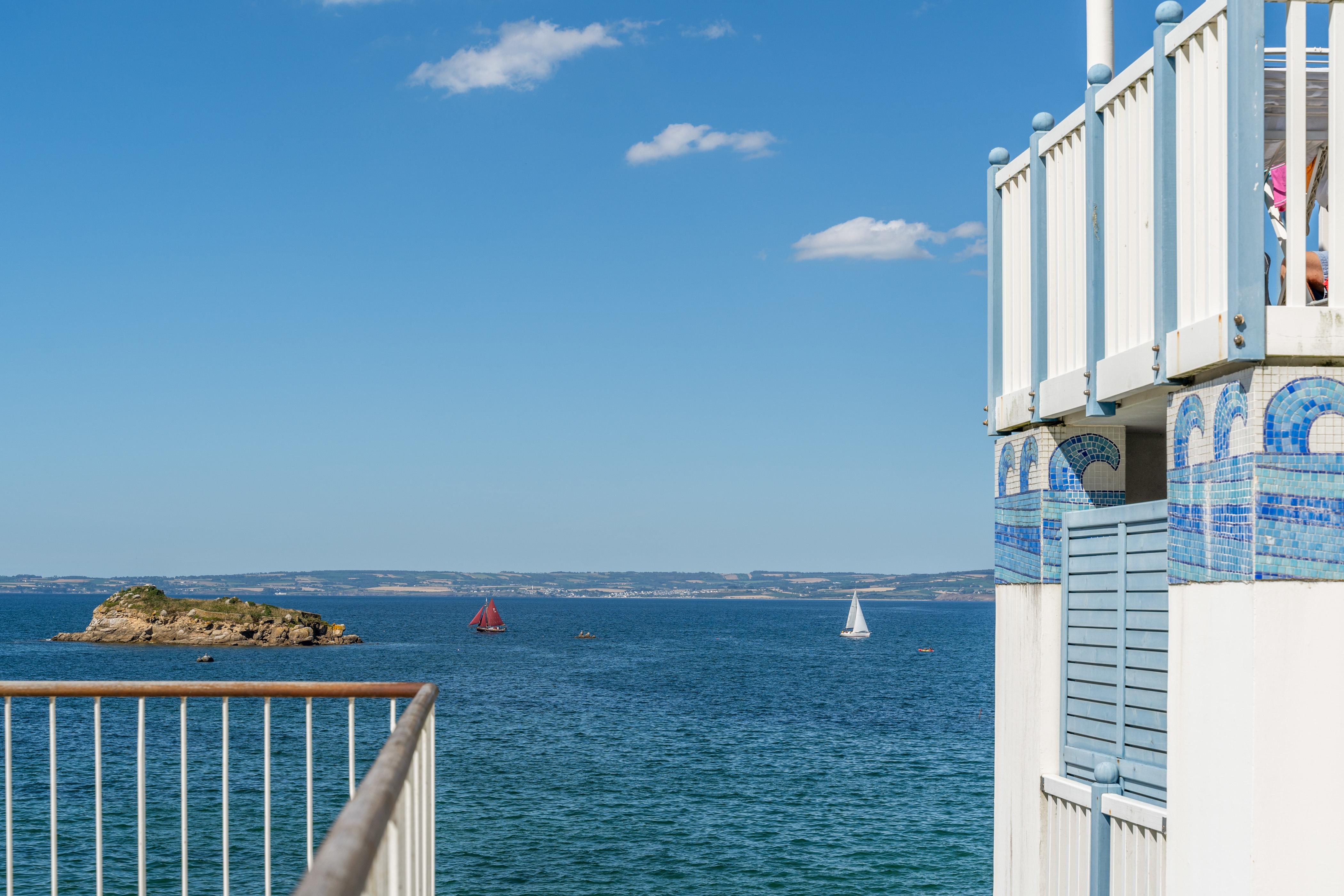 Residence Pierre & Vacances Premium Le Coteau Et La Mer Tréboul Exteriör bild